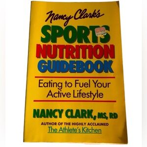 SPORTS NUTRITION GUIDEBOOK, NANCY CLARK PAPERBACK